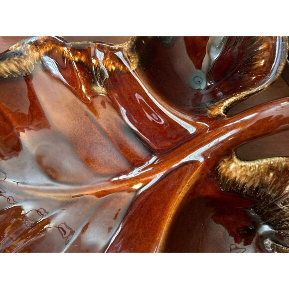 Hull Brown Drip Glaze Pottery Leaf shaped Divided Dish Chip Dip Dish Platter - Picture 7 of 7